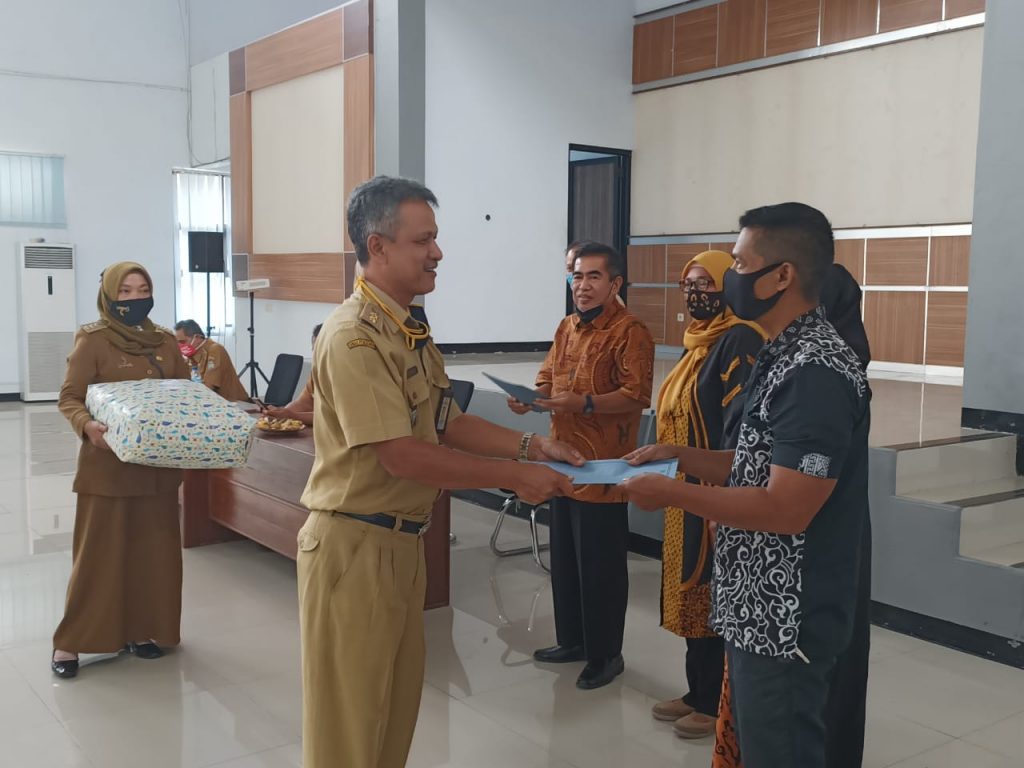 SEREMONIAL PURNABAKTI DAN MUTASI PENGAWAS SEKOLAH MKPS DISDIK KABUPATEN CIAMIS