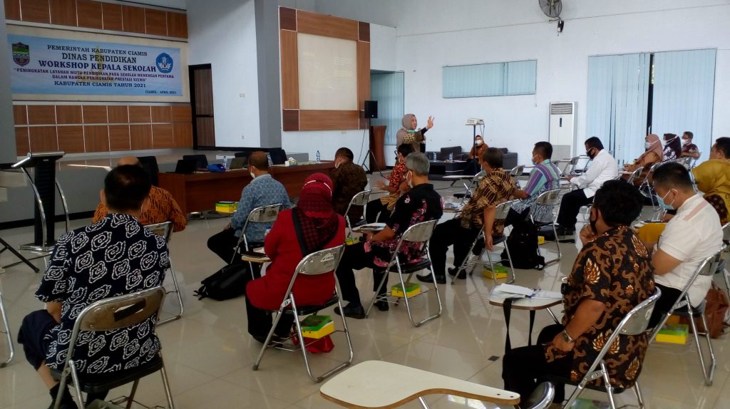 MATERI WORKSHOP HARI KEDUA FOKUS PADA MASALAH PENINGKATAN KOMPETENSI KEPALA SEKOLAH