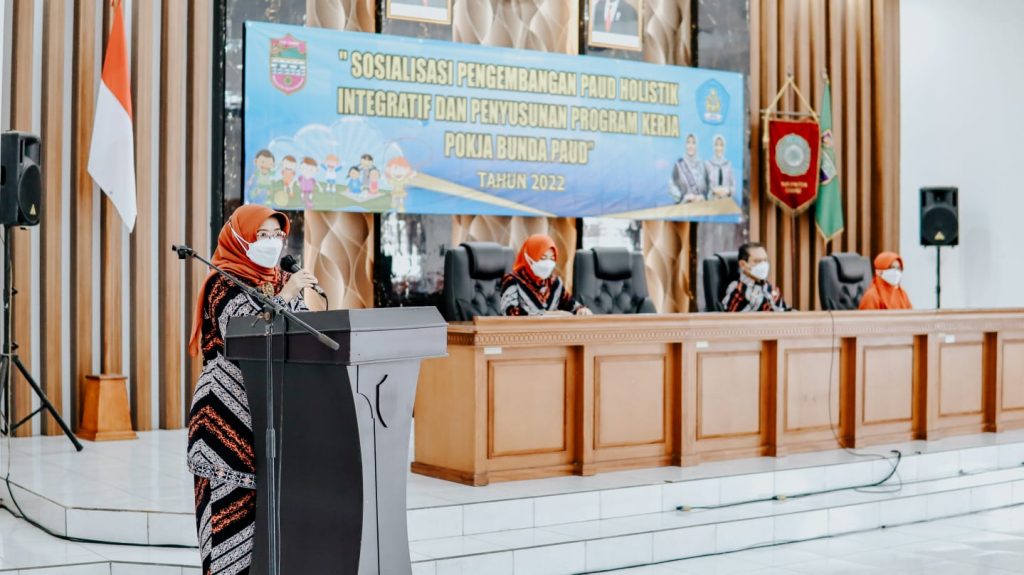 5 LAYANAN YANG HARUS DIPENUHI PAUD HI