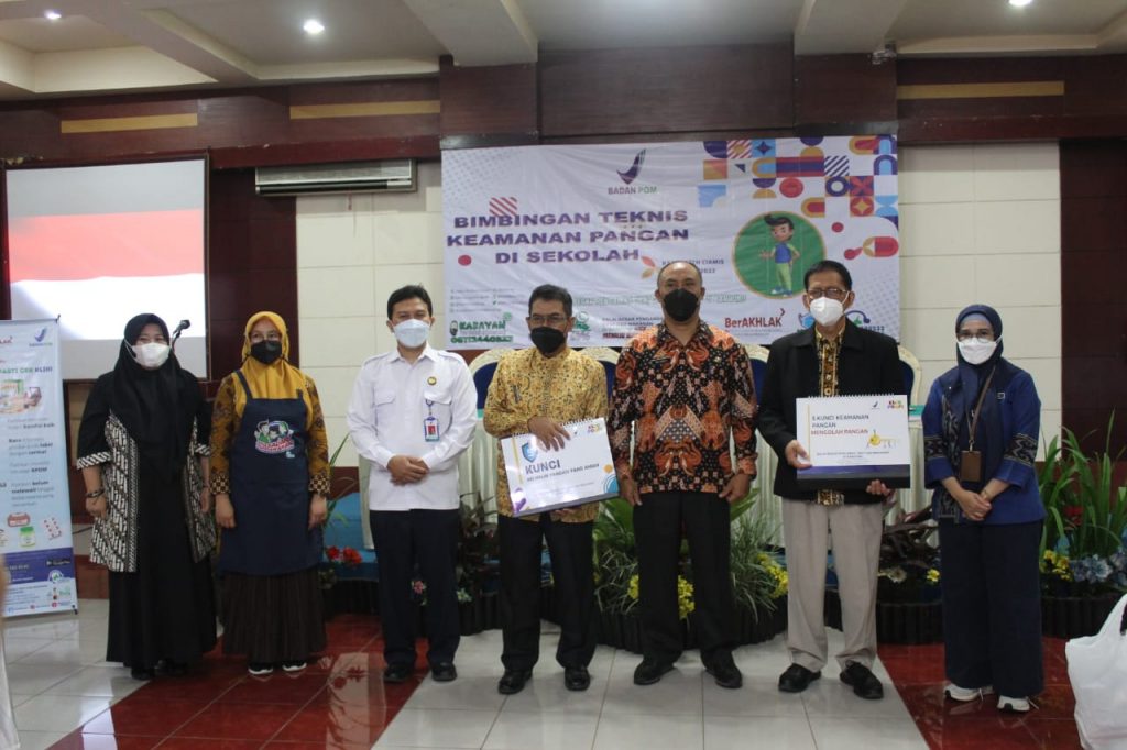 KEAMANAN PJAS, BPOM JABAR DAN PEMKAB CIAMIS EDUKASI KOMUNITAS SEKOLAH