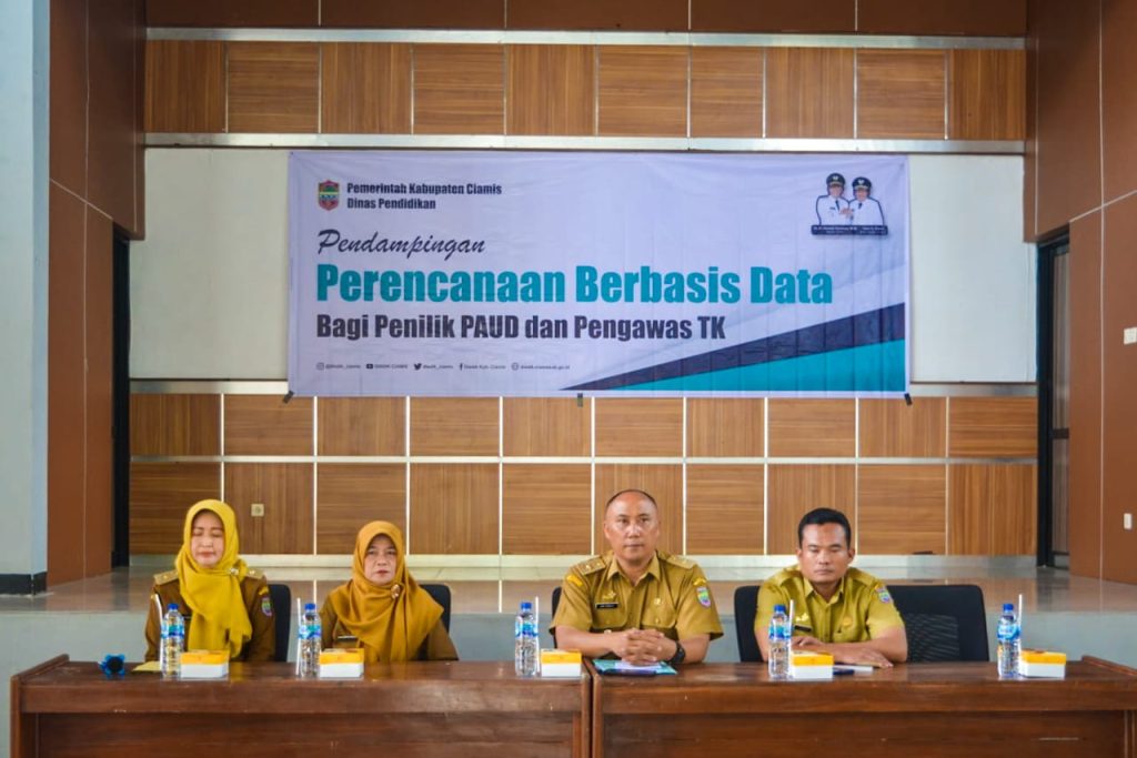 DISDIK CIAMIS GELAR PENDAMPINGAN PBD JENJANG PAUD DISDIK CIAMIS GELAR PENDAMPINGAN PBD JENJANG PAUD