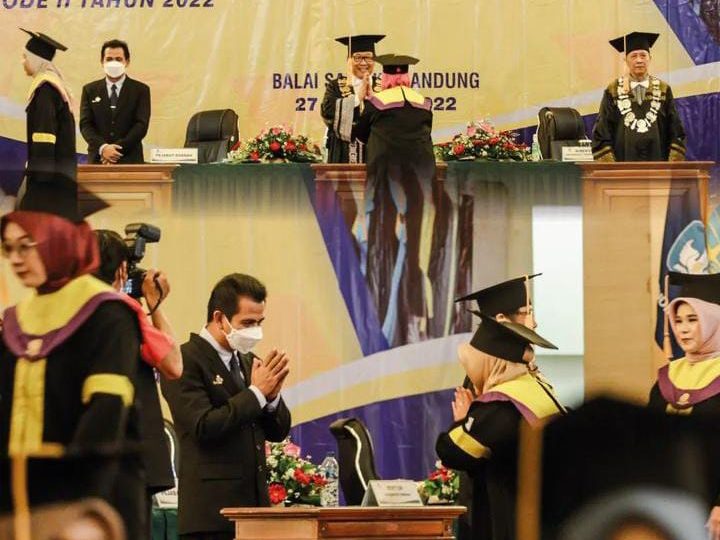 WAKIL BUPATI CIAMIS YANA D. PUTRAÂ MENGHADIRI KEGIATAN WISUDA DAERAH UNIVERSITAS TERBUKA BANDUNG PERIODE II TAHUN 2022