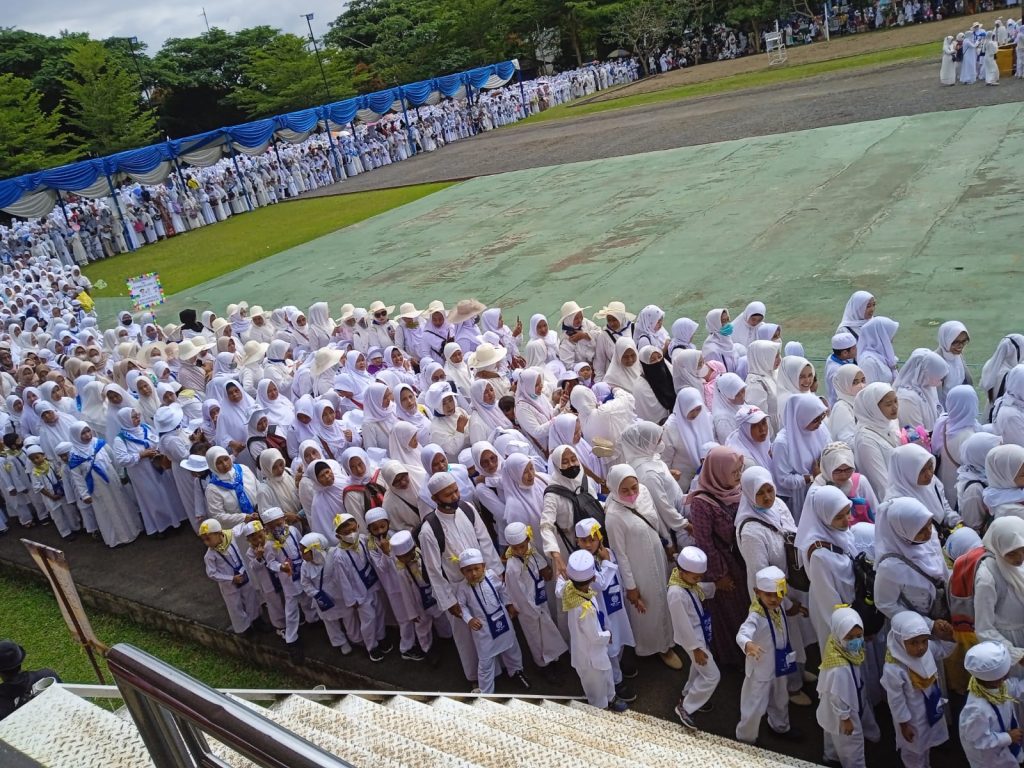 RIBUAN ANAK TK DI CIAMIS IKUTI PERAGAAN MANASIK HAJI