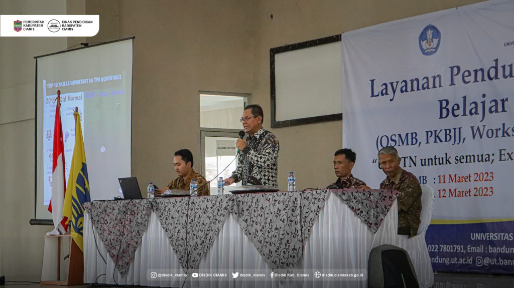 Kepala Dinas Pendidikn Kab Ciamis, DR. ASEP SAEFUL RAHMAT, S.IP., M.SI., Menjadi Pembicara (Narasumber) Dalam Acara ORIENTASI STUDI MAHASISWA BARU (OSMB) UNIVERSITAS TERBUKA BANDUNG MASA 2022 GENAP