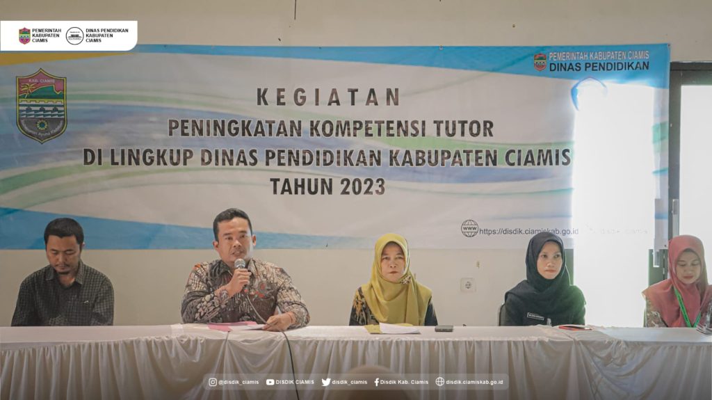 <strong><em>KEGIATAN PEMBINAAN TUTOR PADA TAHUN 2023</em></strong>