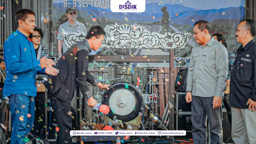 Buka Kemah Bhakti Kesetaraan, Bupati Ciamis Apresiasi IMMAS Gemas