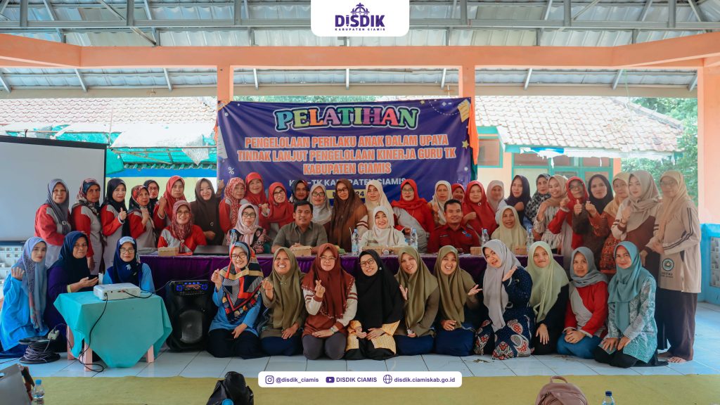 Kepala Dinas Pendidikan Ciamis Berikan Materi dan Motivasi kepada Guru PAUD 2024