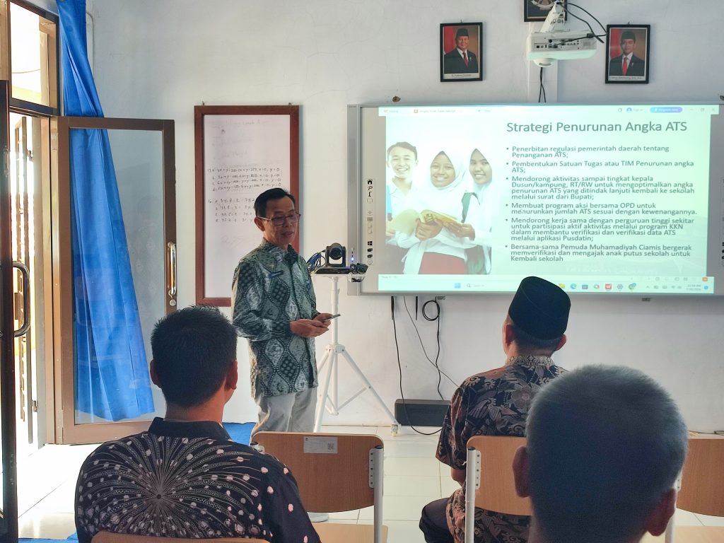 Disdik Kab. Ciamis Terima Kunjungan Studi Aksi dari Disdik Kab. Cilacap Mengenai Praktik Baik Penanganan Anak Tidak Sekolah (ATS) di Kabupaten Ciamis Disdik Kab. Ciamis Terima Kunjungan Studi Aksi dari Disdik Kab. Cilacap Mengenai Praktik Baik Penanganan Anak Tidak Sekolah (ATS) di Kabupaten Ciamis