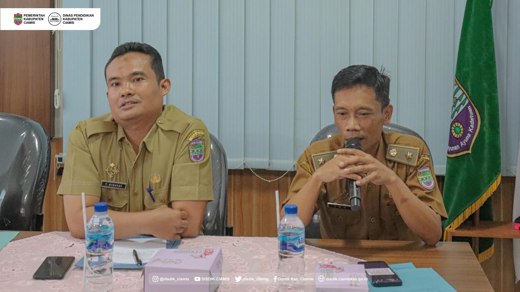 KEGIATAN RAPAT ATAU MUSYARAWARAH TERKAIT EVALUASI KEGIATAN-KEGIATAN TAHUN 2022 SERTA RENCANA KEGIATAN UNTUK 2023